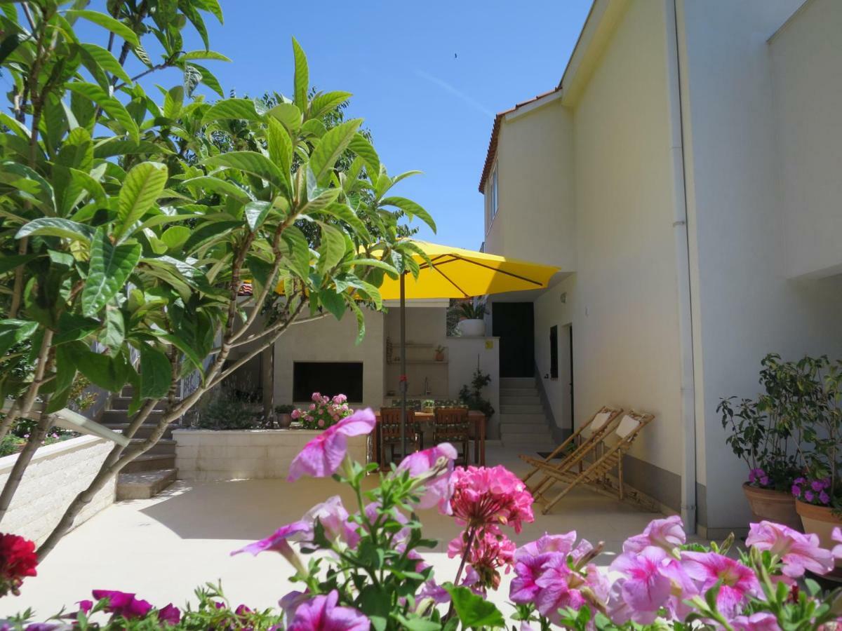 Apartments Kuzmanic Omiš Buitenkant foto